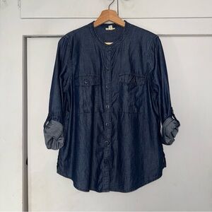 a.n.a Navy Button-Front Top Women’s Medium